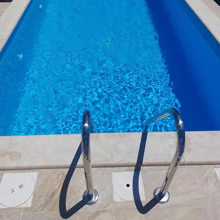 Apartments With A Swimming Pool In The Dalmatian Hinterland * Imotski